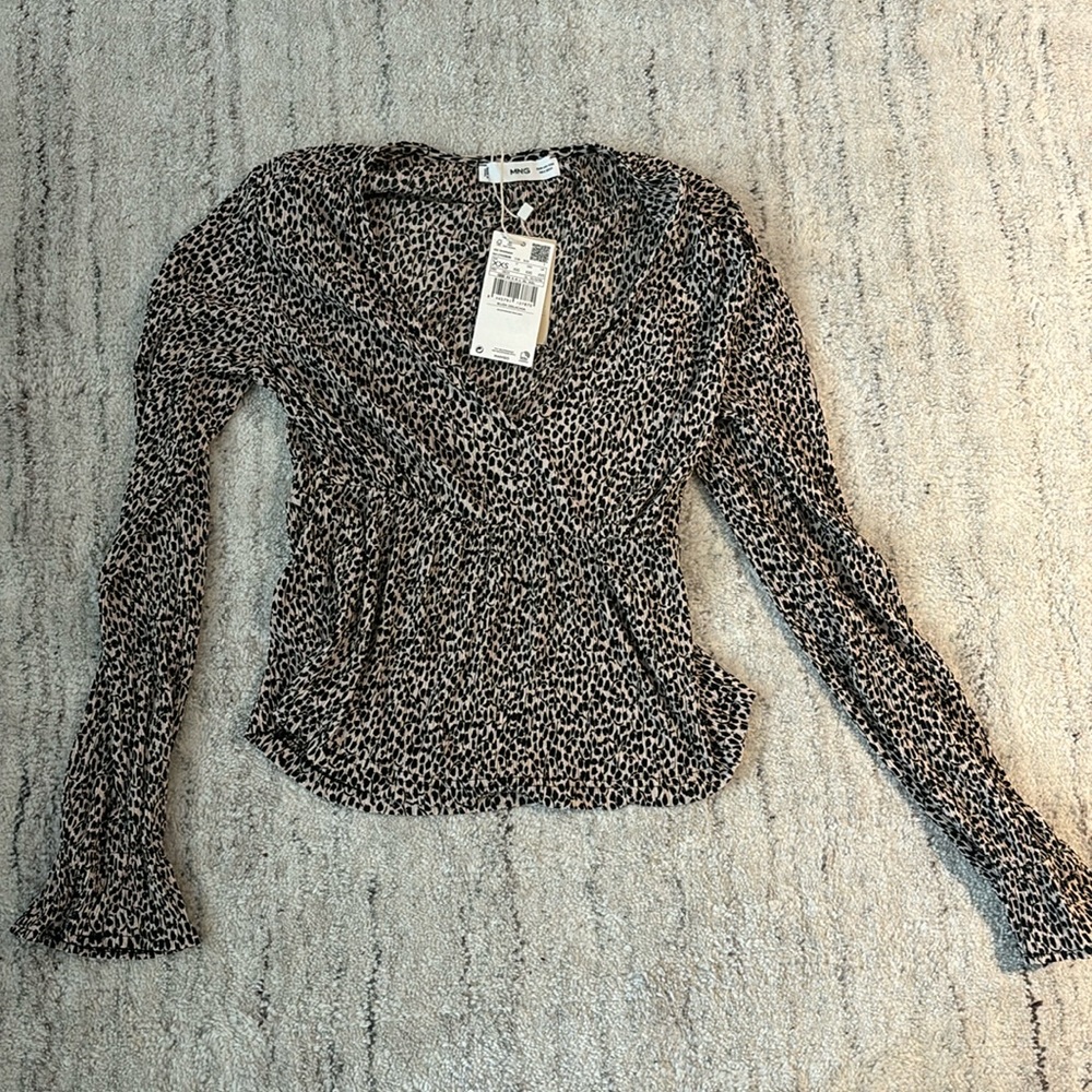 NWT Mango blouse
